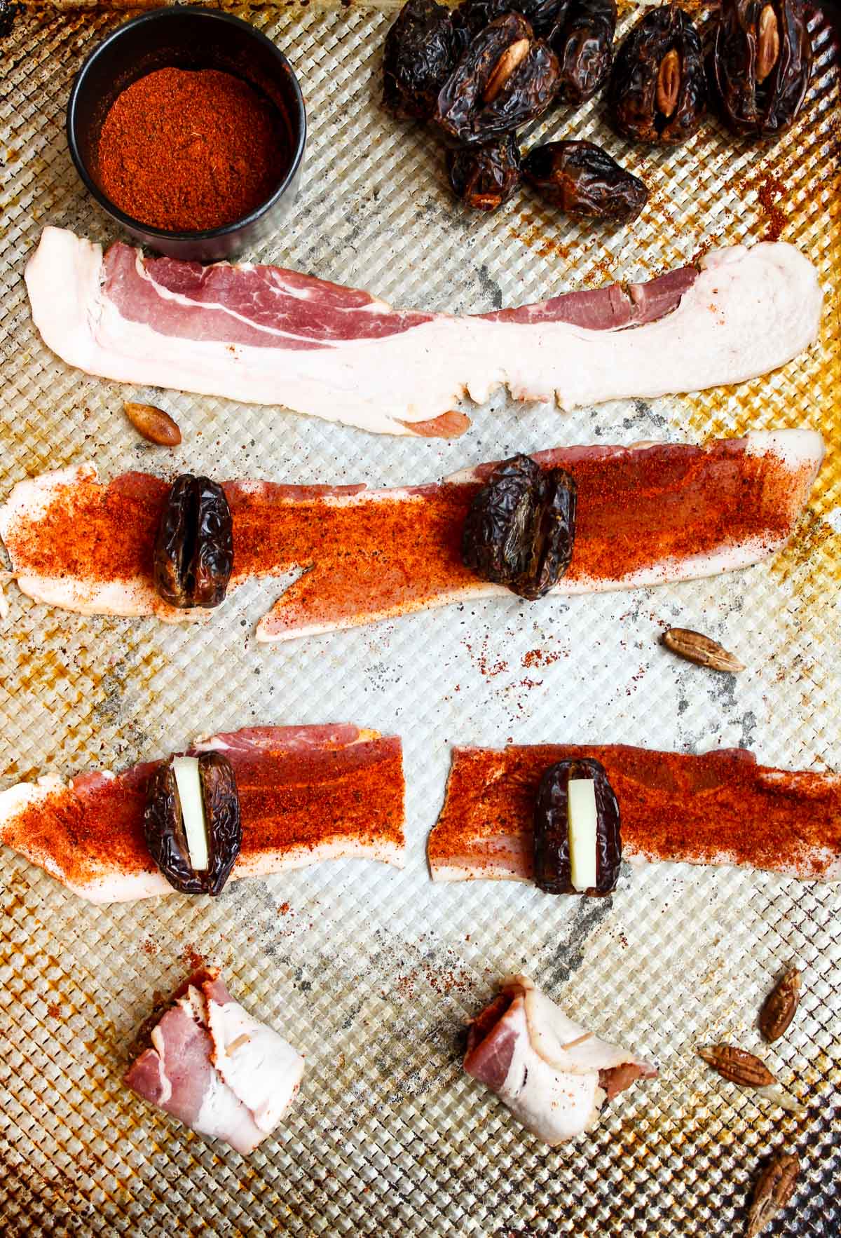 A step by step by process for prepping the dates is shown.