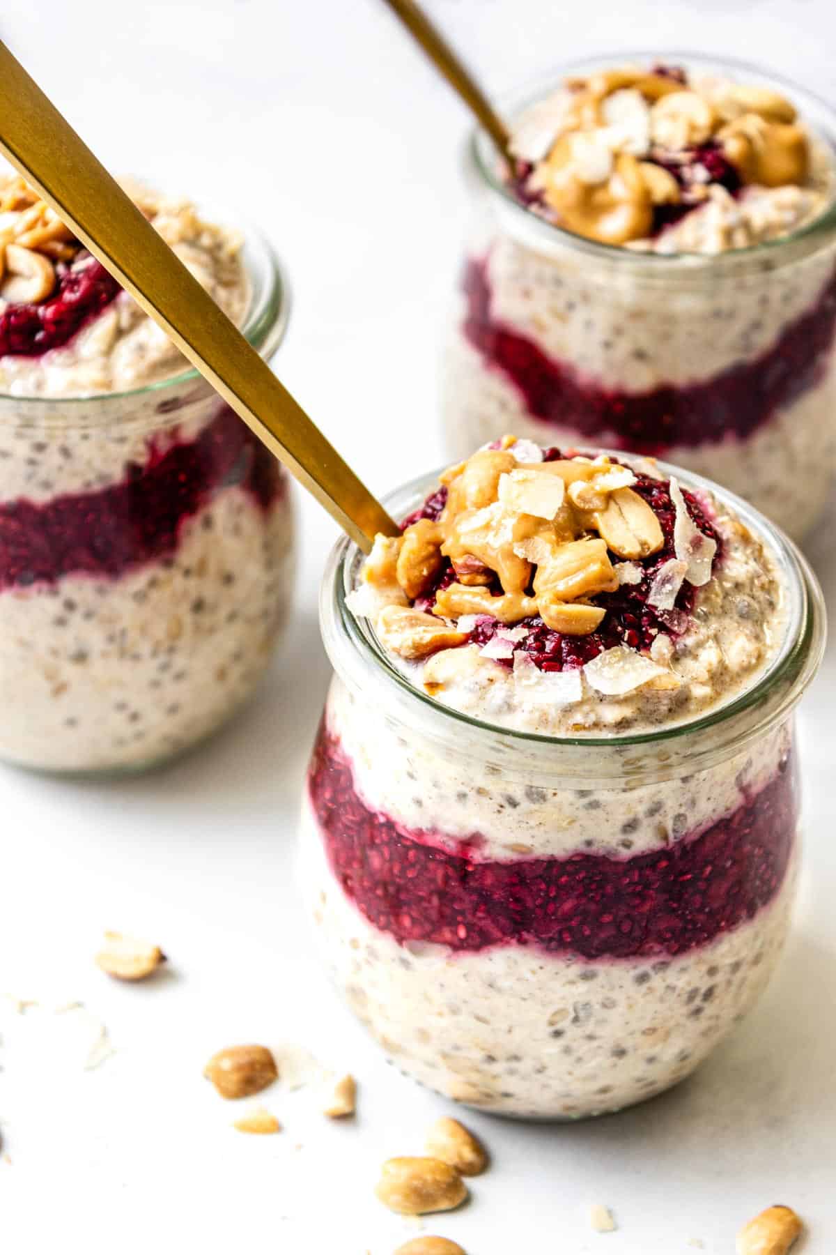 Berry Overnight Oats Pass Me Some Tasty berry-overnight-oats-pass-me-some-tasty