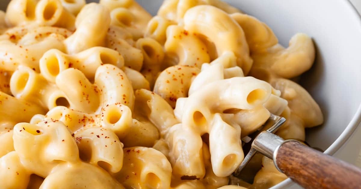 A bowl of creamy, cheesy mac and cheese.