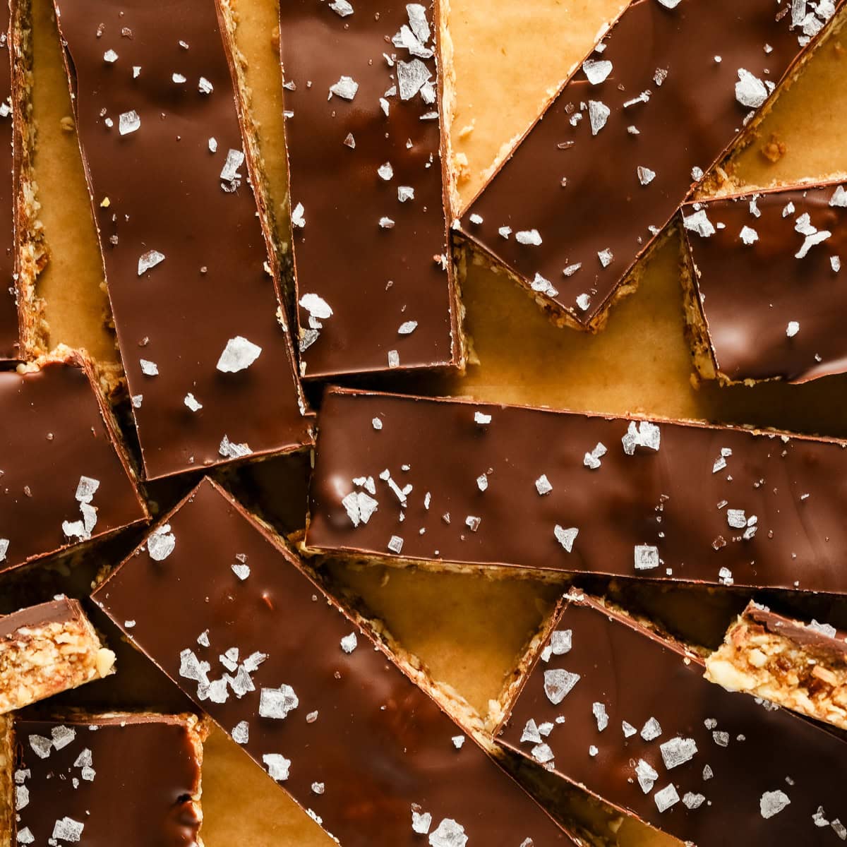 No-bake chocolate date energy bars topped with flaky sea salt.